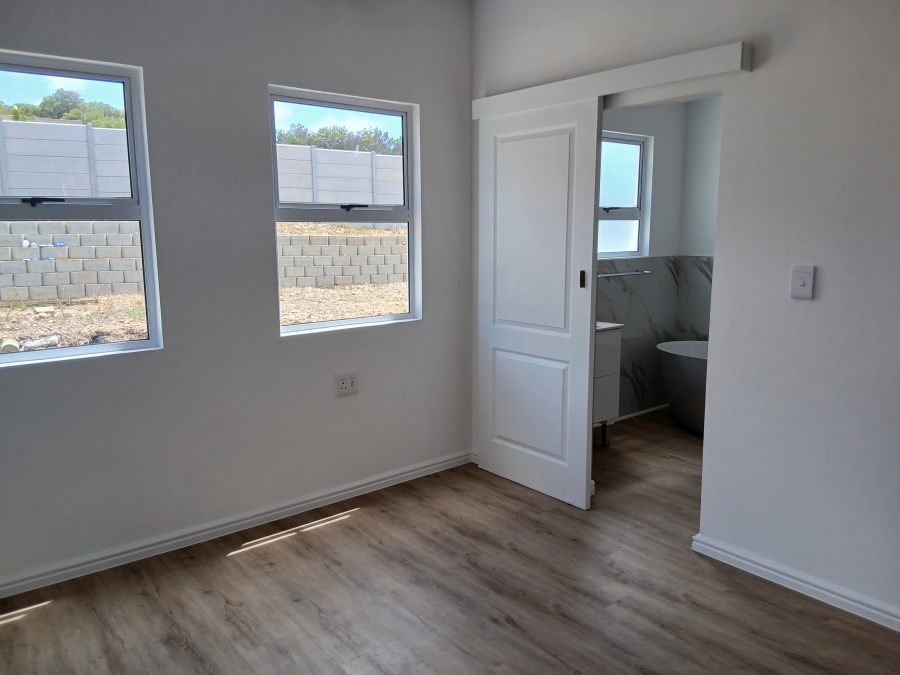 3 Bedroom Property for Sale in Hartenbos Heuwels Western Cape